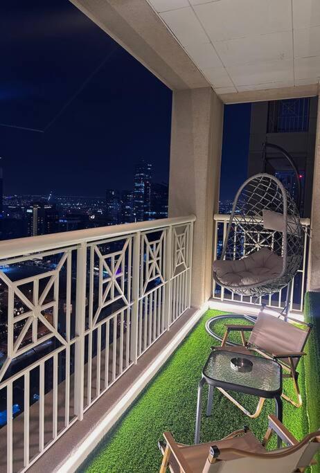Cloud 40 - In Downtown With Burj View * Dubai